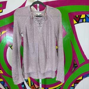 Cloud Chaser, Acrylic Knit Sweater. Size Medium. Good used condition!